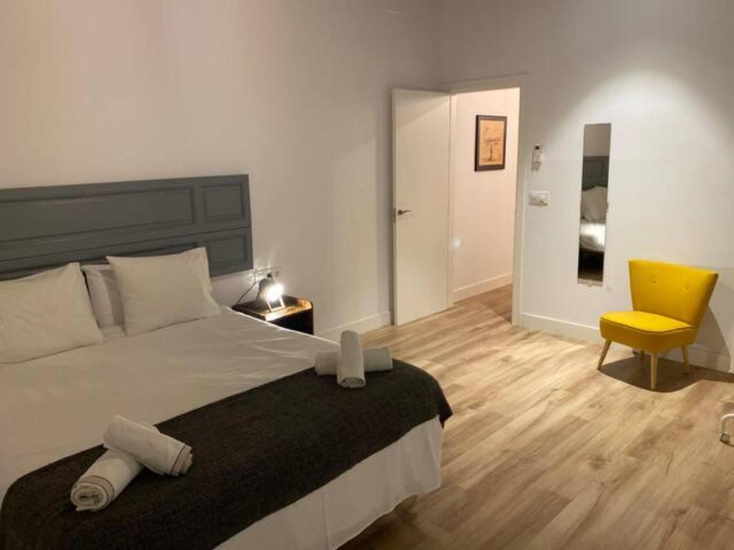 Sevilla Deluxe Suites Exterior photo