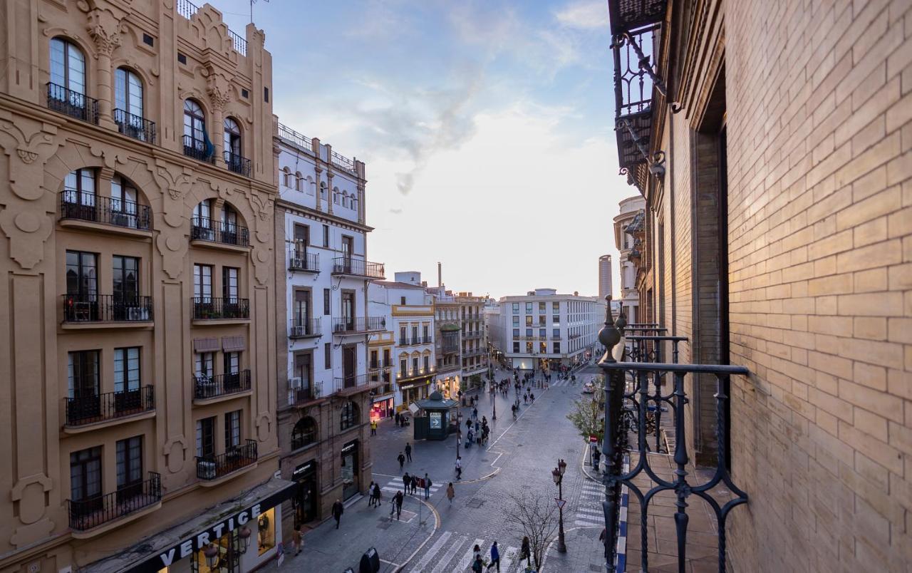 Sevilla Deluxe Suites Exterior photo