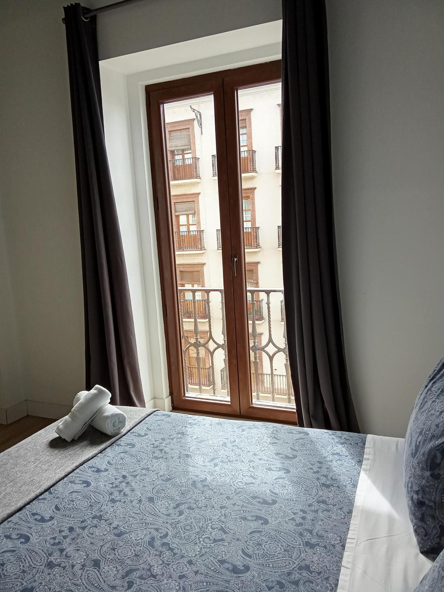 Sevilla Deluxe Suites Room photo